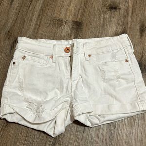 Levi’s Low-rise shortie shorts